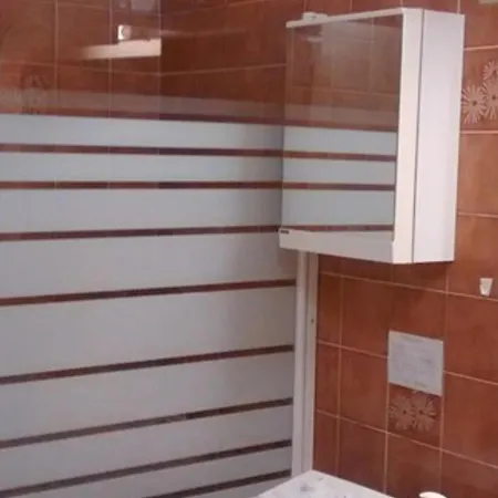 Apartment T2 A Avec Terrasse Pour 4 Personnes - Fr-1-165a-99 Barcelonnette